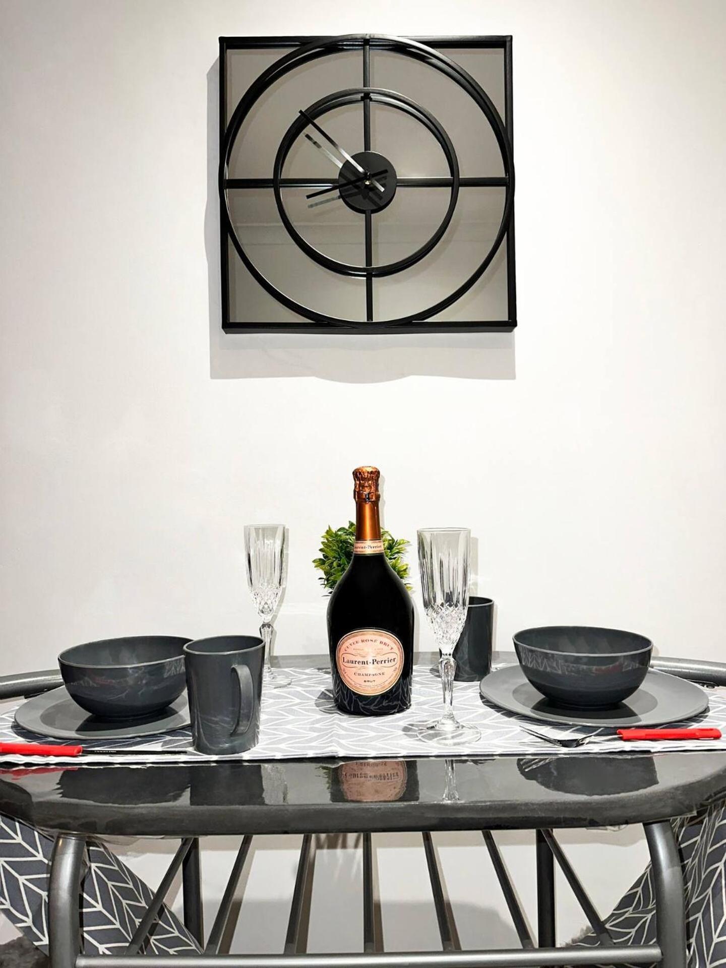 Boutique Backyard Bungalow - Brimsdown Enfield Buitenkant foto